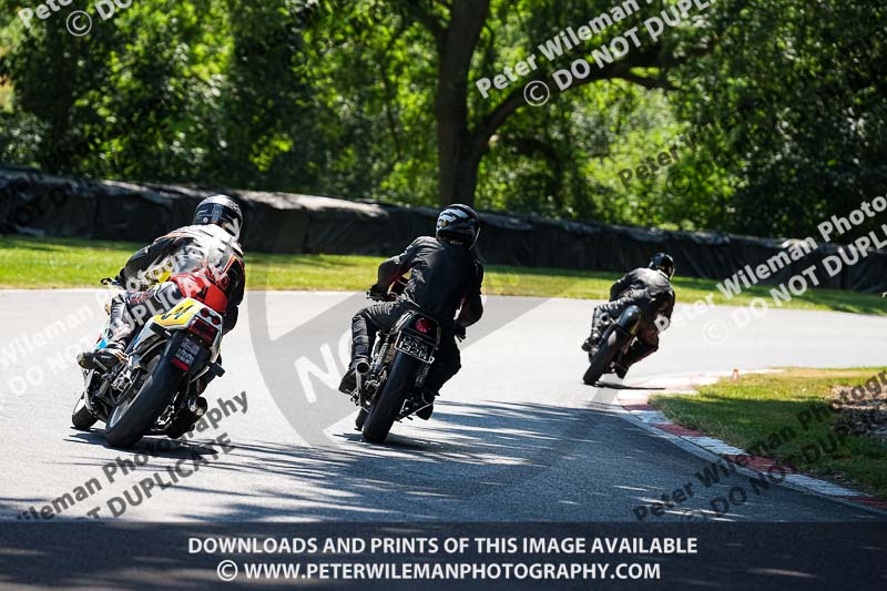 cadwell park;cadwell park photographs;cadwell trackday photographs;enduro digital images;event digital images;eventdigitalimages;peter wileman photography;racing digital images;trackday digital images;trackday photos